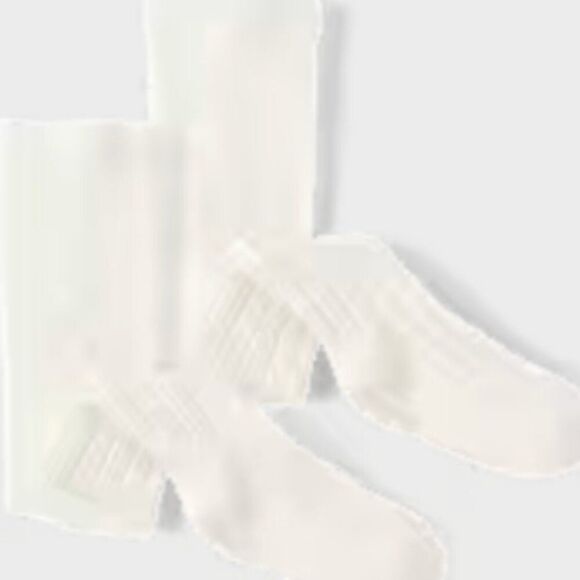 The Children's Place Girls Cable Knit Tights 2-Pack -simply white NWT size 4-5 - Picture 2 of 8